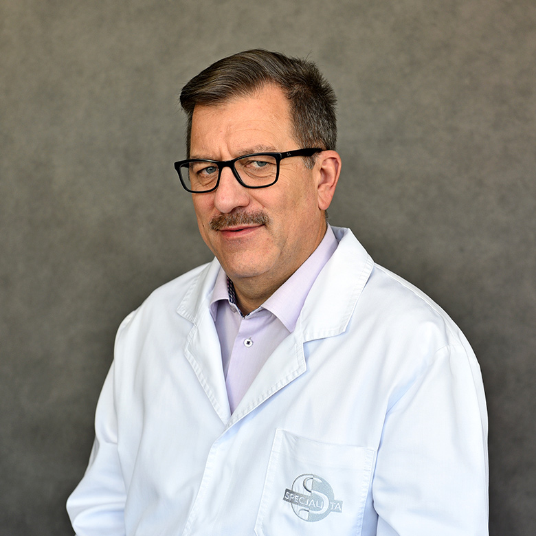 Lek. specjalista ortopedii i traumatologii Maciej Foczpaniak Lek. specjalista ortopedii i traumatologii Maciej Foczpaniak
